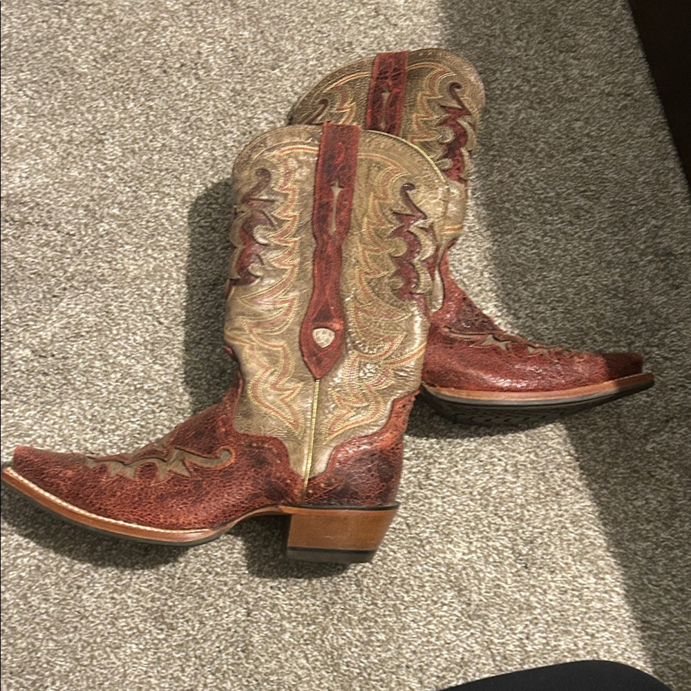 Ariat Women's Western Boots - Brown and Tan